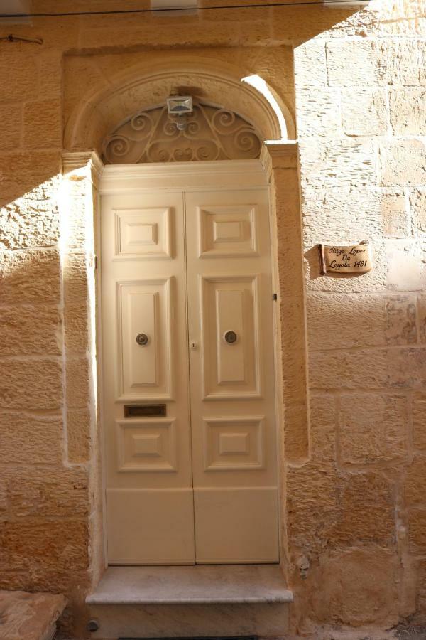 Corto Maltese Hotel Cospicua Exterior foto